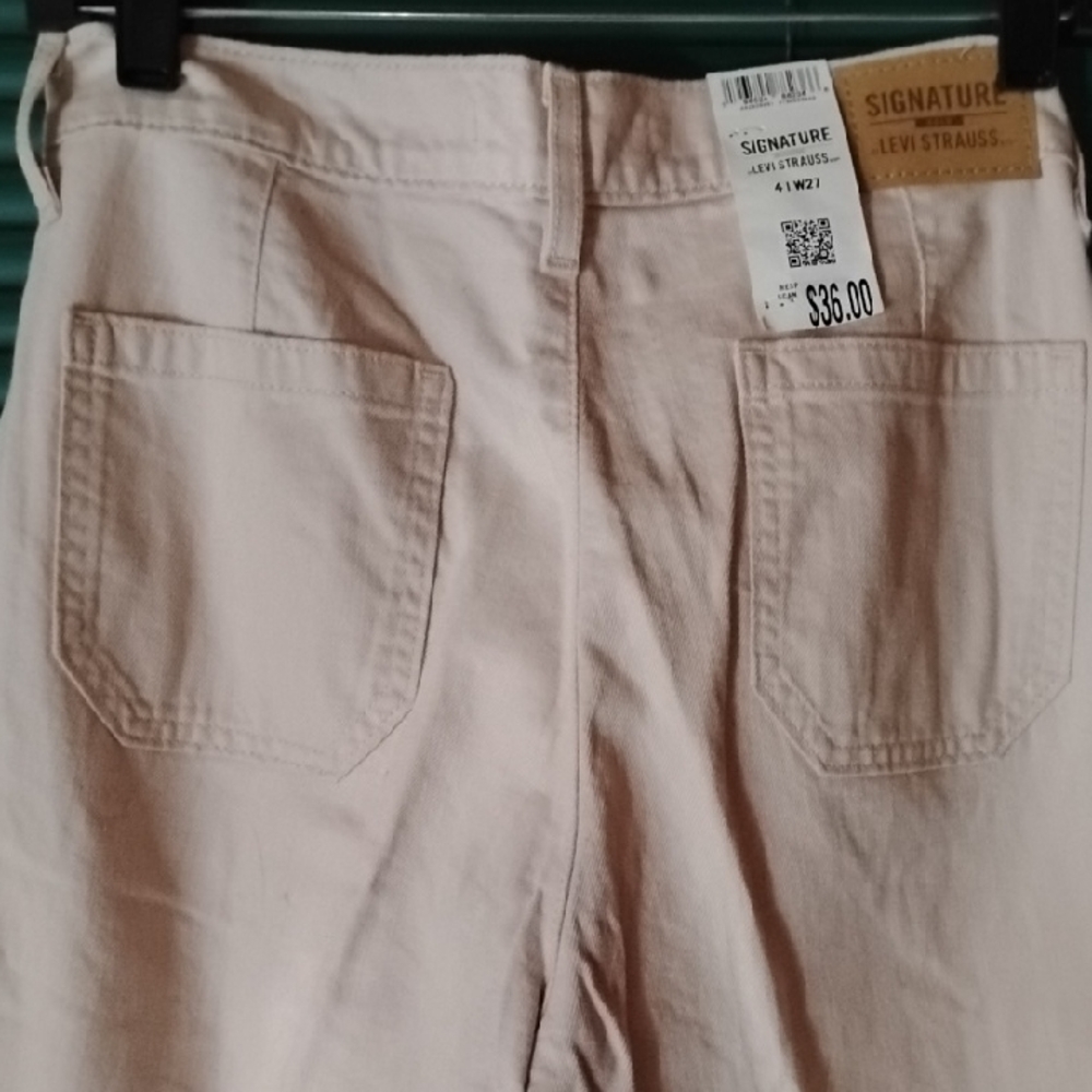Signature by Levi Strauss Women's High Rise Beige Jeans NWT